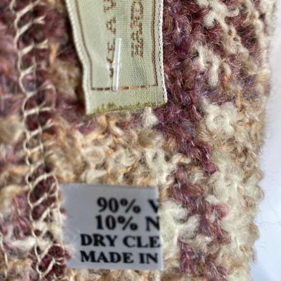 DROCHEDA IRELAND WEAVE OF THE IRISH HANDCRAFTED IN IRELAND SCARF NEW - Picture 5 of 9